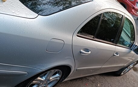 Mercedes-Benz E-Класс, 2002 год, 300 000 рублей, 6 фотография