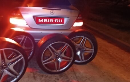 Mercedes-Benz E-Класс, 2002 год, 300 000 рублей, 12 фотография