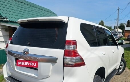 Toyota Land Cruiser Prado 150 рестайлинг 2, 2014 год, 3 650 000 рублей, 4 фотография