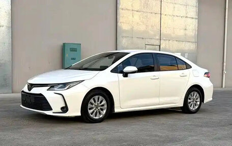Toyota Corolla, 2024 год, 1 220 000 рублей, 4 фотография