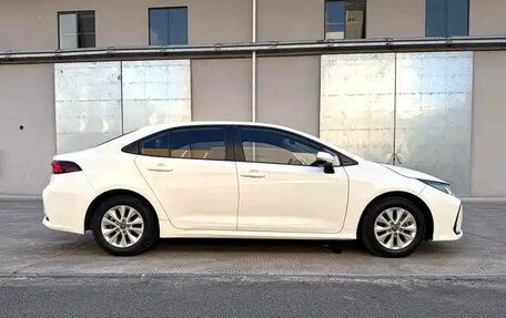 Toyota Corolla, 2024 год, 1 220 000 рублей, 8 фотография