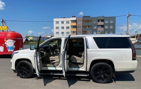 Cadillac Escalade IV, 2015 год, 3 300 000 рублей, 2 фотография