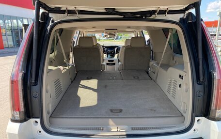 Cadillac Escalade IV, 2015 год, 3 300 000 рублей, 23 фотография