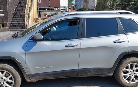 Jeep Cherokee, 2014 год, 1 970 000 рублей, 2 фотография