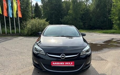 Opel Astra J, 2014 год, 800 000 рублей, 1 фотография