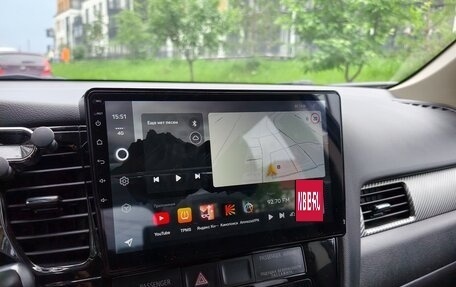 Mitsubishi Outlander III рестайлинг 3, 2013 год, 1 250 000 рублей, 11 фотография