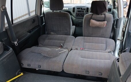 Mitsubishi Dion I рестайлинг, 2000 год, 290 000 рублей, 11 фотография