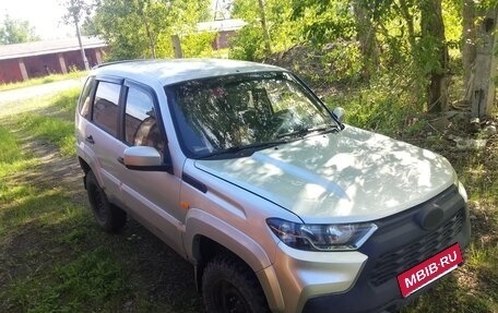 Chevrolet Niva I рестайлинг, 2004 год, 280 000 рублей, 20 фотография