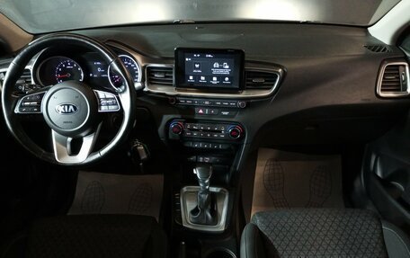KIA cee'd III, 2018 год, 1 700 000 рублей, 9 фотография