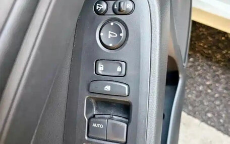 Honda Vezel, 2023 год, 1 490 222 рублей, 14 фотография