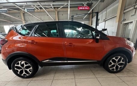 Renault Kaptur I рестайлинг, 2017 год, 1 499 000 рублей, 4 фотография
