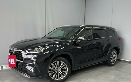 Toyota Highlander, 2021 год, 6 240 000 рублей, 2 фотография