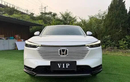 Honda Vezel, 2023 год, 1 690 300 рублей, 2 фотография