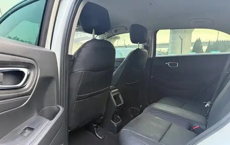 Honda Vezel, 2023 год, 1 690 300 рублей, 14 фотография