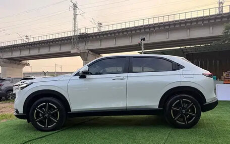 Honda Vezel, 2023 год, 1 690 300 рублей, 7 фотография