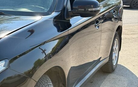 Mitsubishi Outlander III рестайлинг 3, 2013 год, 1 300 000 рублей, 13 фотография