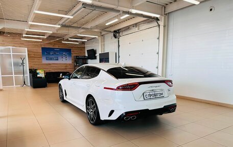 KIA Stinger I, 2017 год, 2 929 000 рублей, 4 фотография