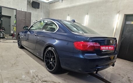 BMW 3 серия, 2010 год, 1 700 000 рублей, 2 фотография