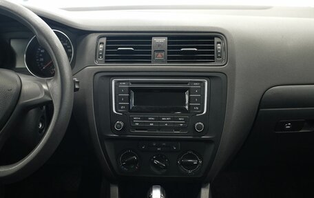 Volkswagen Jetta VI, 2015 год, 1 198 000 рублей, 13 фотография
