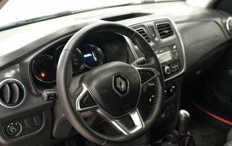 Renault Logan II, 2019 год, 850 000 рублей, 9 фотография