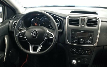 Renault Logan II, 2019 год, 850 000 рублей, 11 фотография
