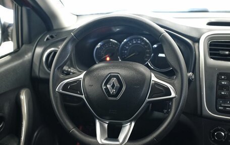 Renault Logan II, 2019 год, 850 000 рублей, 10 фотография