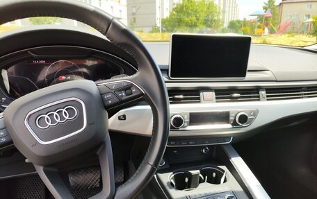 Audi A4, 2019 год, 2 650 000 рублей, 7 фотография