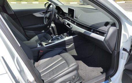 Audi A4, 2019 год, 2 650 000 рублей, 11 фотография