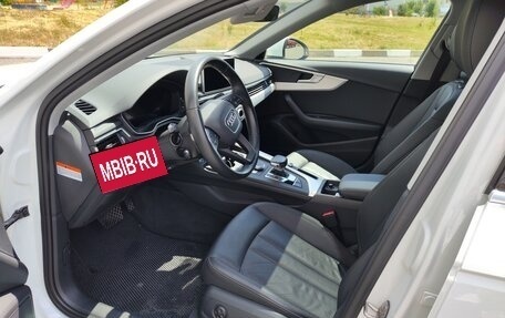 Audi A4, 2019 год, 2 650 000 рублей, 9 фотография