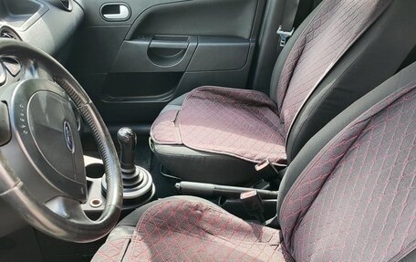 Ford Fiesta, 2005 год, 290 000 рублей, 12 фотография