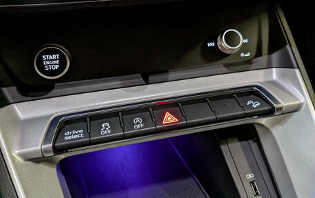Audi Q3 Sportback, 2020 год, 3 175 000 рублей, 25 фотография