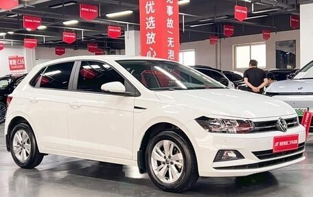 Volkswagen Polo, 2024 год, 1 200 000 рублей, 2 фотография