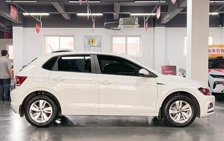 Volkswagen Polo, 2024 год, 1 200 000 рублей, 5 фотография