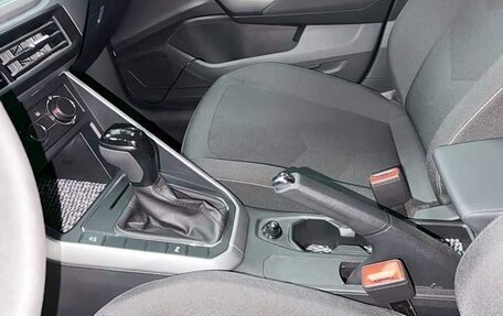 Volkswagen Polo, 2024 год, 1 200 000 рублей, 11 фотография