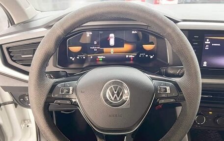 Volkswagen Polo, 2024 год, 1 200 000 рублей, 15 фотография