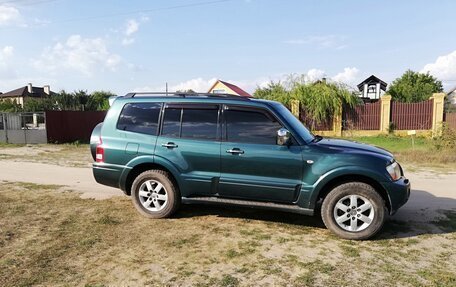 Mitsubishi Pajero III рестайлинг, 2005 год, 900 000 рублей, 12 фотография