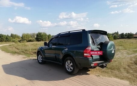 Mitsubishi Pajero III рестайлинг, 2005 год, 900 000 рублей, 3 фотография