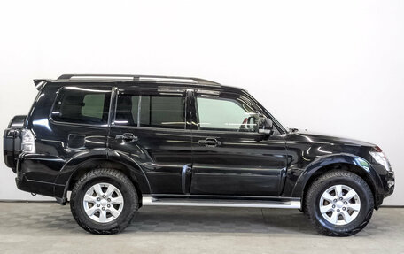 Mitsubishi Pajero IV, 2019 год, 3 680 000 рублей, 4 фотография