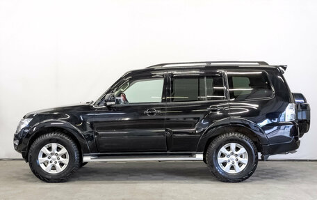 Mitsubishi Pajero IV, 2019 год, 3 680 000 рублей, 8 фотография