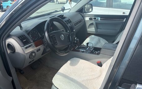 Volkswagen Touareg III, 2004 год, 890 000 рублей, 9 фотография