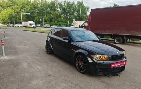 BMW 1 серия, 2008 год, 2 700 000 рублей, 3 фотография