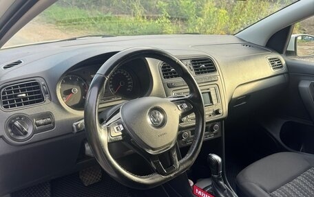 Volkswagen Polo VI (EU Market), 2015 год, 1 150 000 рублей, 6 фотография
