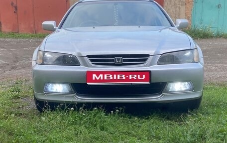 Honda Accord VII рестайлинг, 2000 год, 650 000 рублей, 1 фотография