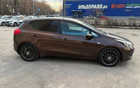 KIA cee'd III, 2014 год, 980 000 рублей, 2 фотография