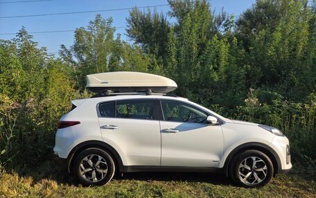 KIA Sportage IV рестайлинг, 2022 год, 2 700 000 рублей, 2 фотография