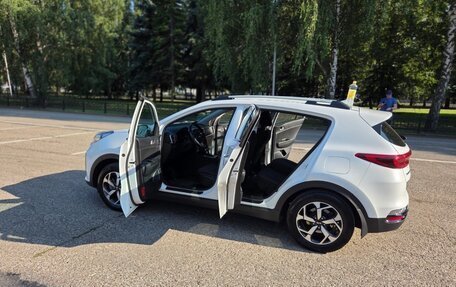 KIA Sportage IV рестайлинг, 2022 год, 2 700 000 рублей, 13 фотография