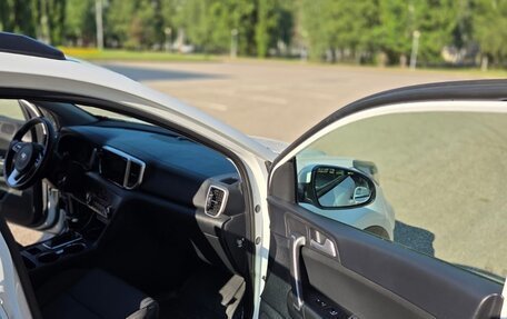 KIA Sportage IV рестайлинг, 2022 год, 2 700 000 рублей, 19 фотография