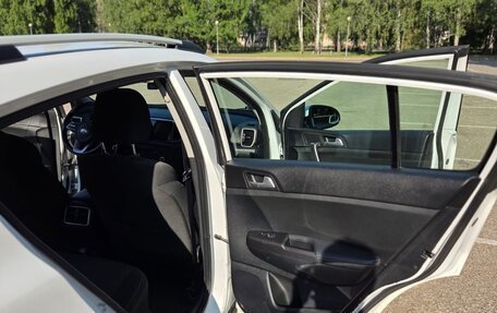 KIA Sportage IV рестайлинг, 2022 год, 2 700 000 рублей, 18 фотография