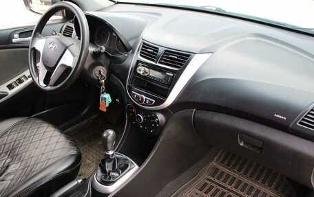 Hyundai Solaris II рестайлинг, 2011 год, 649 000 рублей, 7 фотография