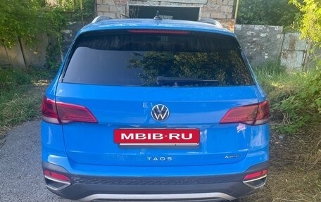 Volkswagen Taos, 2022 год, 3 700 000 рублей, 3 фотография